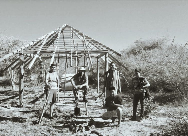 Construcción del Shanti Lanka Ashram en Lagunas de Chacahua